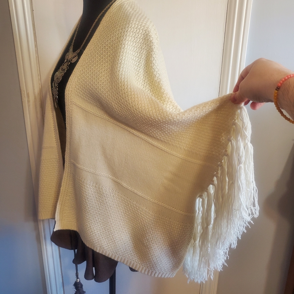 Anthropologie La Fee Verte Open Front Tassel Fringe Poncho Kimono Size XS/S Boho - Picture 4 of 14